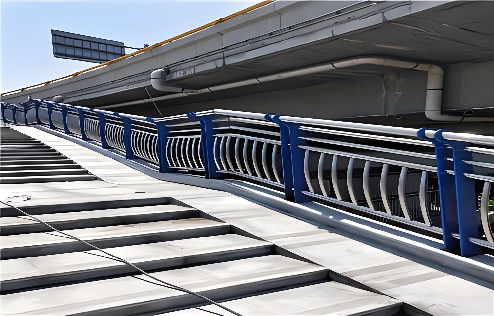 沧州不锈钢桥梁护栏维护方案：确保安全，延长使用寿命